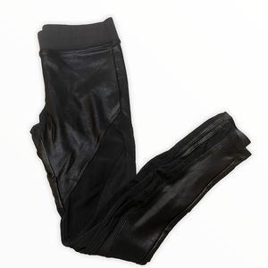 Koral black lustre leggings size xs